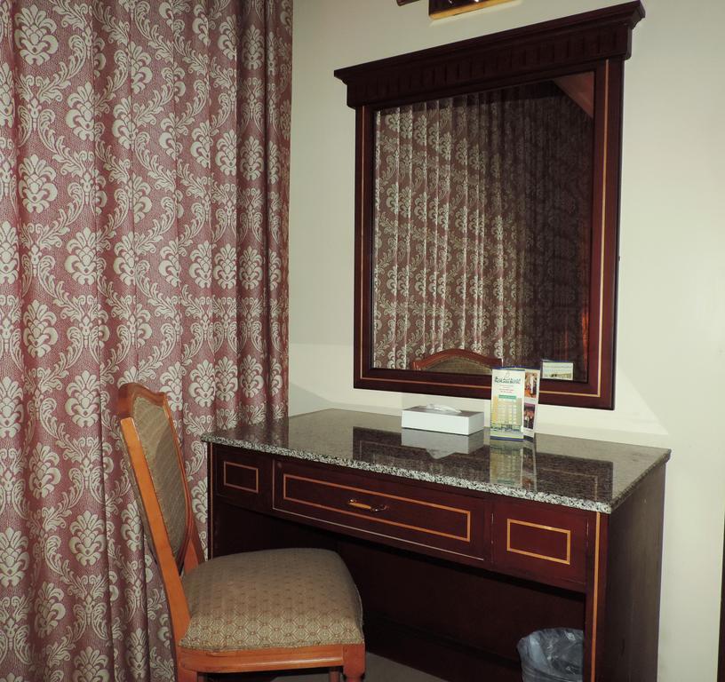 Taj Plaza Hotel Manamah Kamer foto